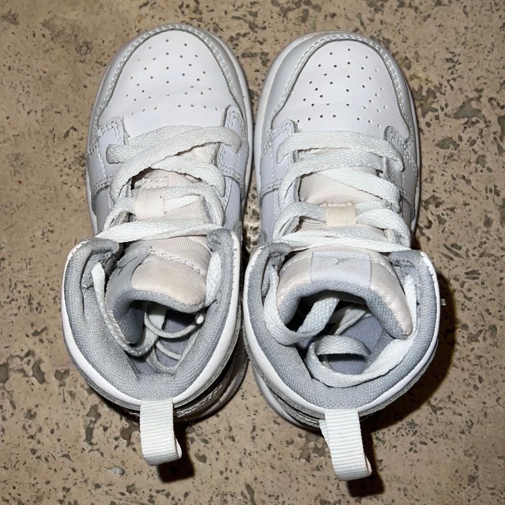 Nike air jordan size us 6C , EUR 22